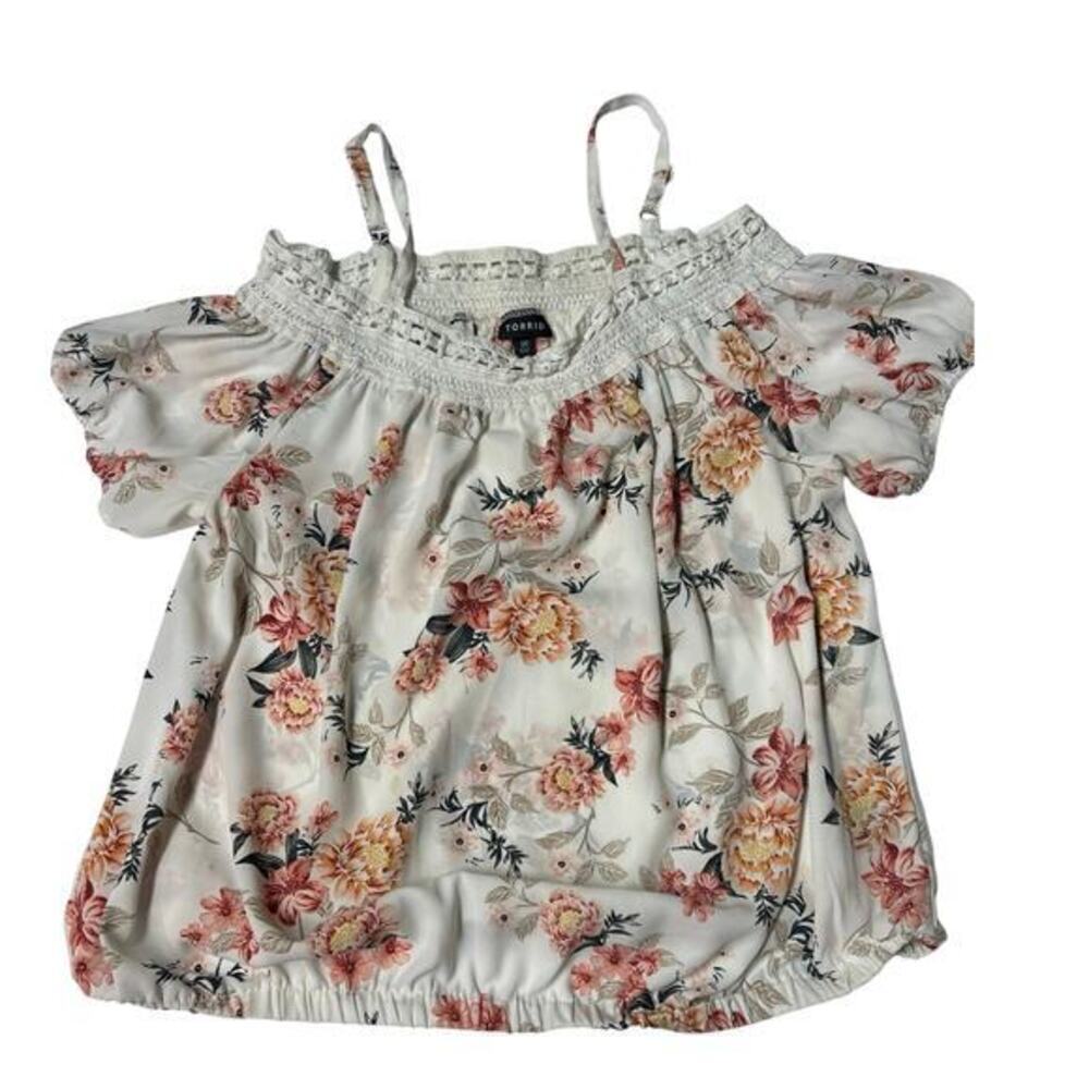 Torrid Floral Georgette Lace Cold Shoulder Top 00